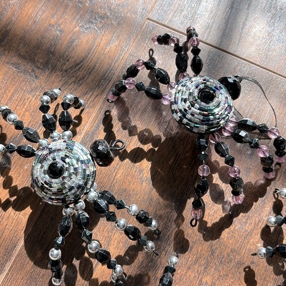 🆕🕷️5 ANTHROPOLOGIE Beaded Spider Ornaments🕷️ - Picture 9 of 11